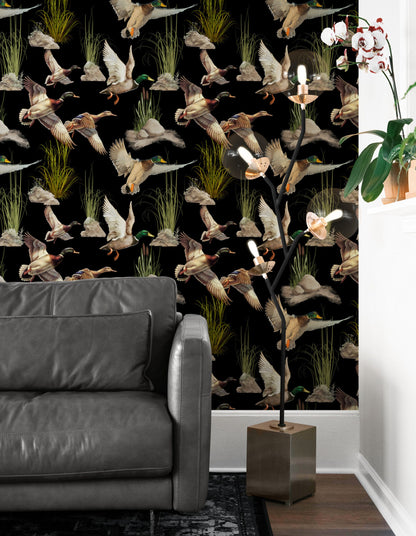 Black Retro Wallpaper with Ducks