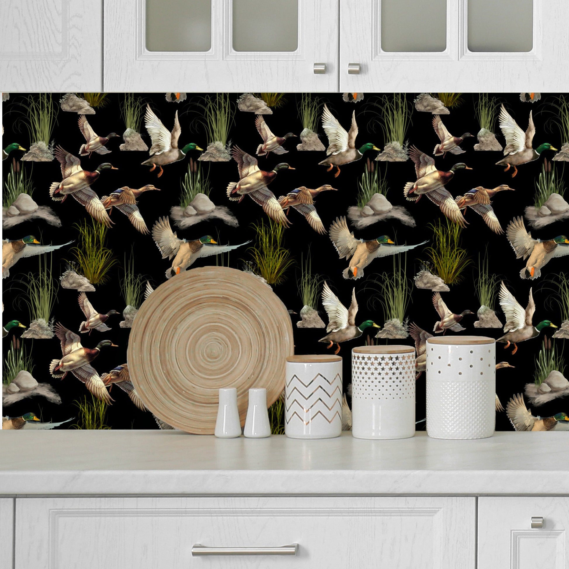 Black Retro Wallpaper with Ducks